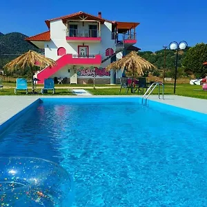 https://vigla-house.hotelschalkidiki.net